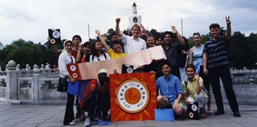 laowai friends arrive at the White Pagode